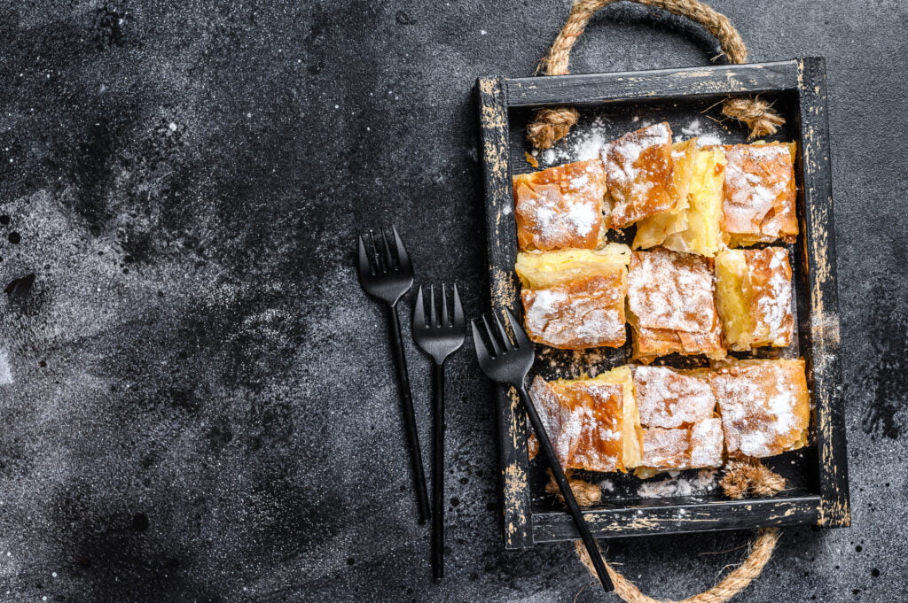 Bougatsa